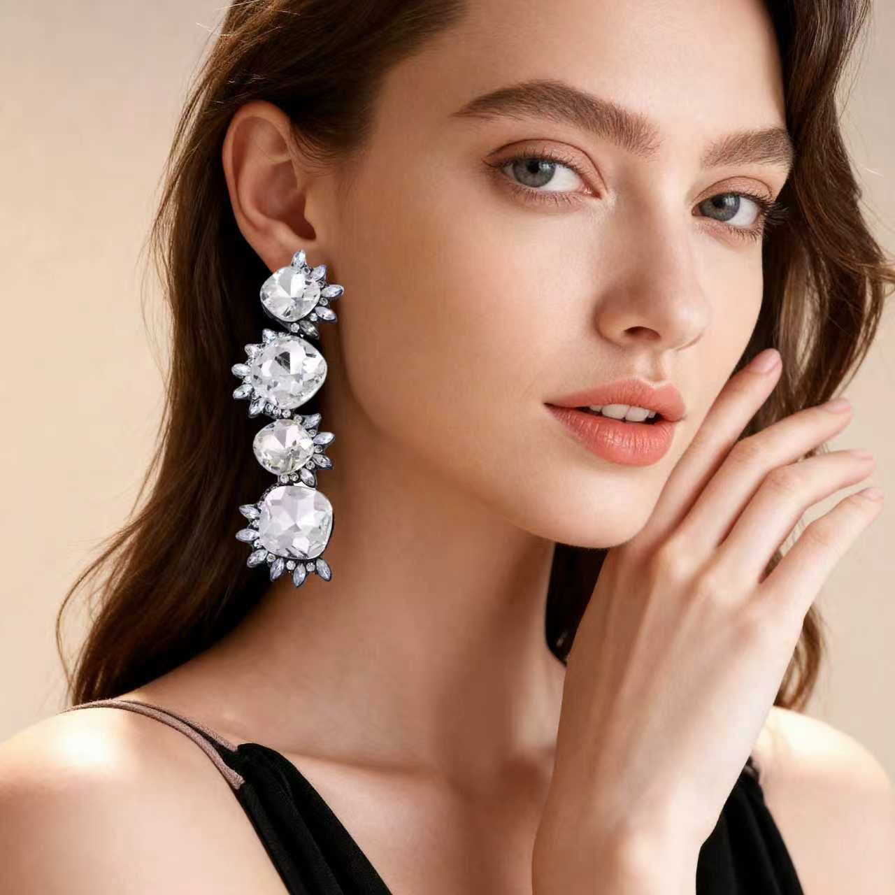 Hurmaava Koru jokaiseen tilaisuuteen