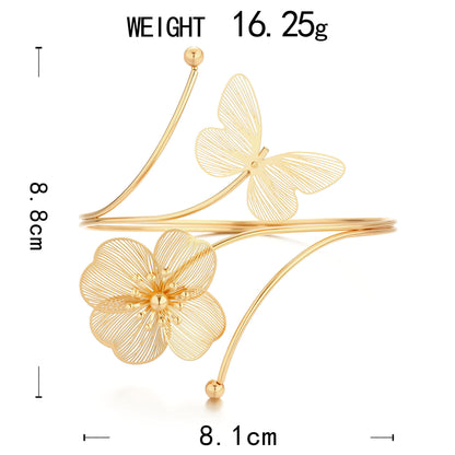 Kaunis Rannekoru ainutlaatuisella tyylillä