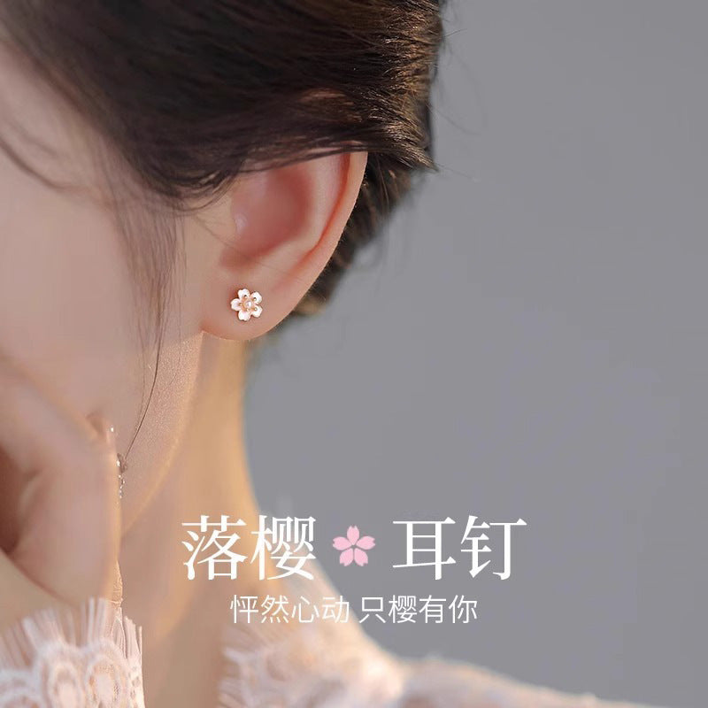 Upea Helmi Korvarengas päivittäiseen käyttöön