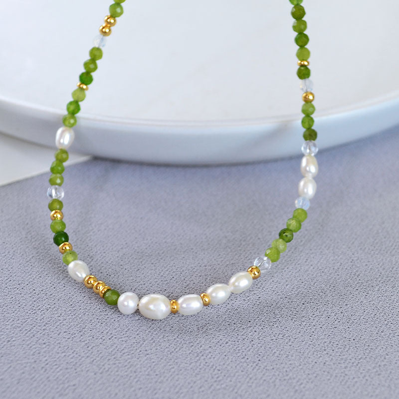 Käsintehty vintage Helmi Kaulakoru