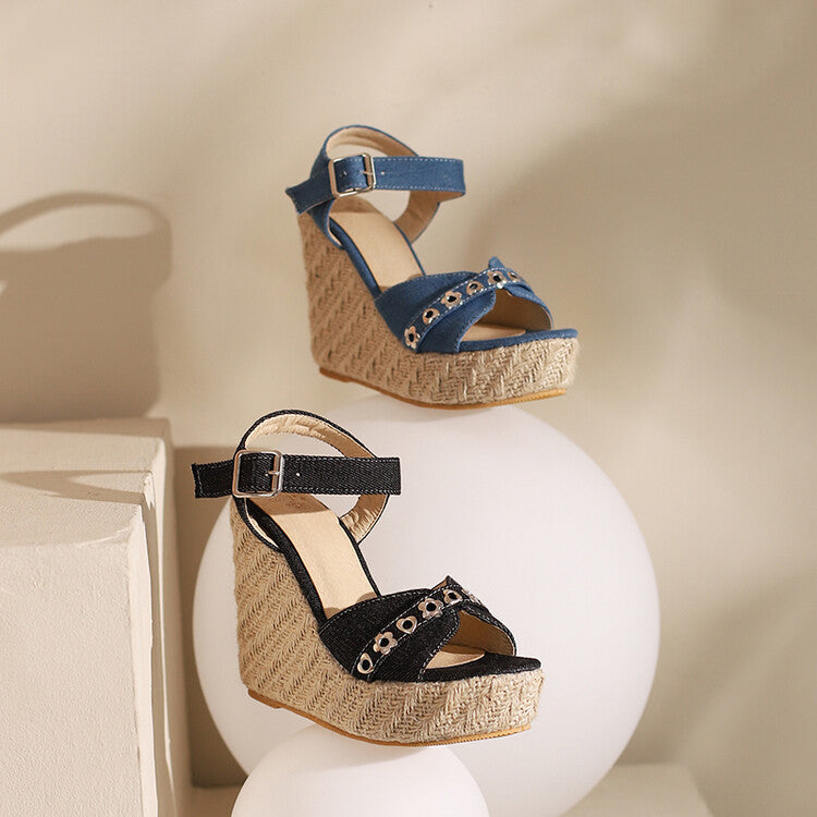 Sulavalinaiset Ortopediset Sandaalit Moderniin Tyyliin