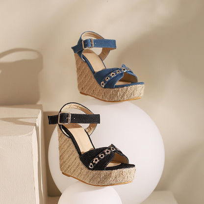 Sulavalinaiset Ortopediset Sandaalit Moderniin Tyyliin