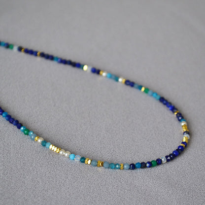 Käsintehty vintage Kaulakoru