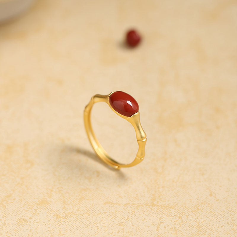 Kaunis Hopea Sormus ainutlaatuisella tyylillä