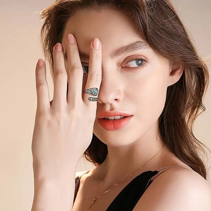 Kaunis Sormus ainutlaatuisella tyylillä