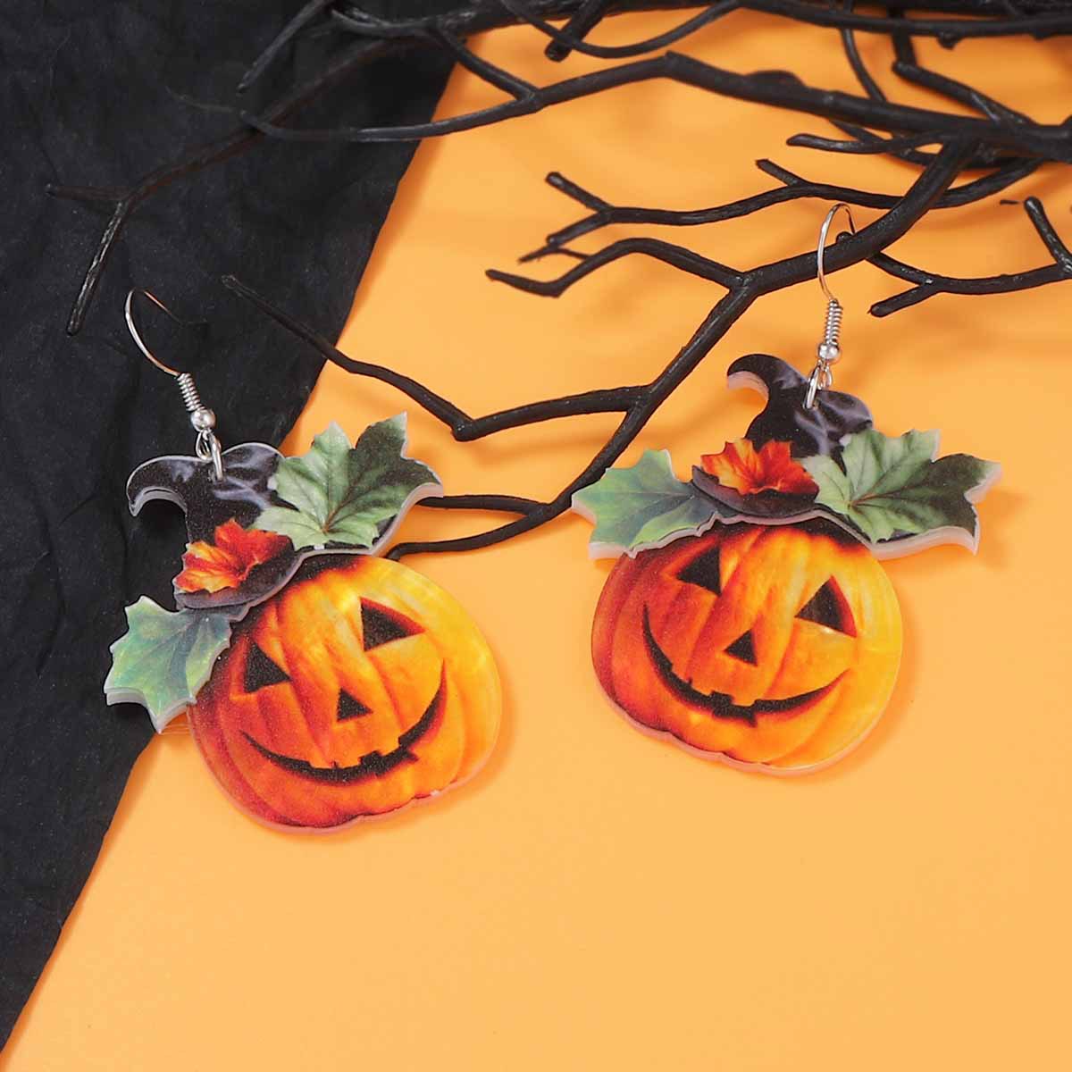 Herkkä käsityö Koru