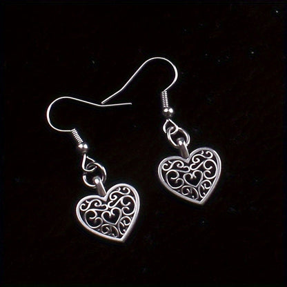 Klassinen Sormus ajattomalla viehätyksellä