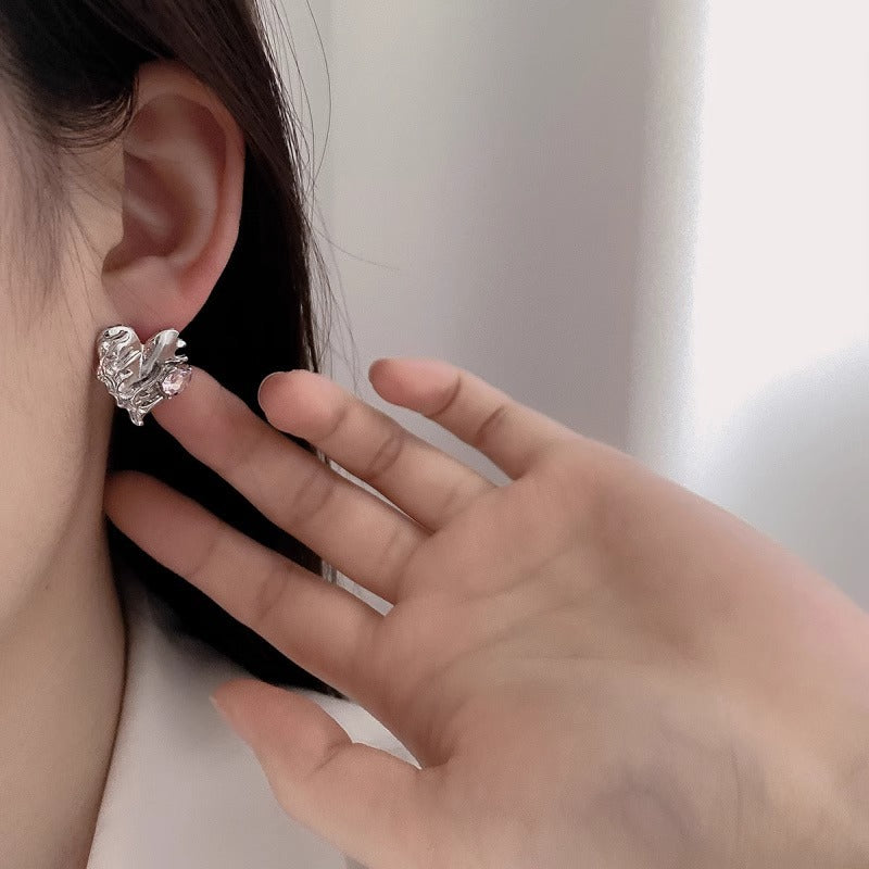 Klassinen Korvarengas ajattomalla viehätyksellä