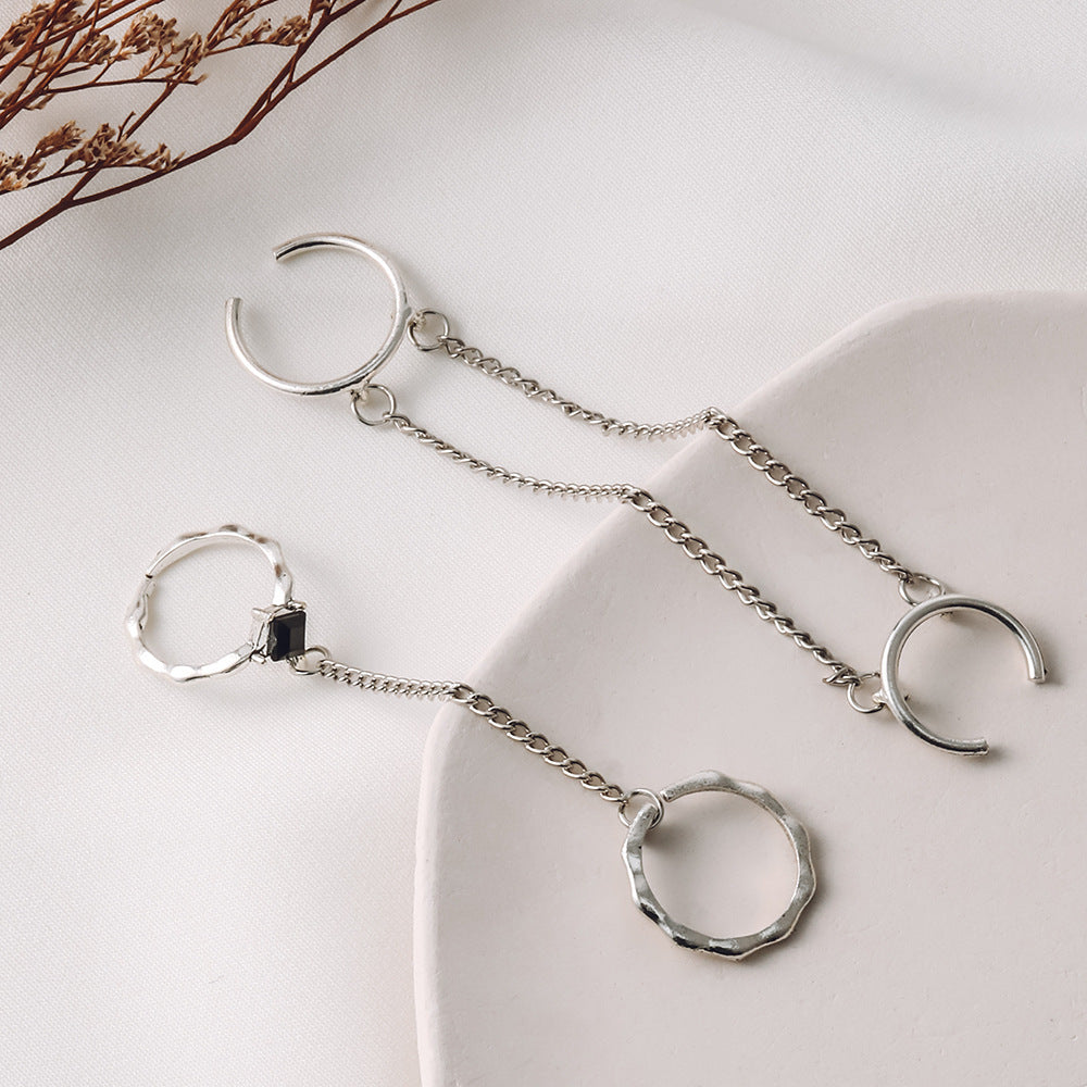 Klassinen Ketju ajattomalla viehätyksellä