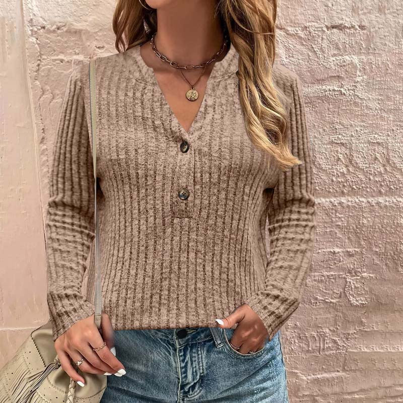 Polished Blouse with an Effortless Classic Look