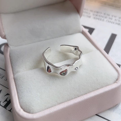 Herkkä käsityö Koru