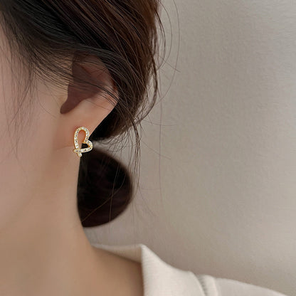 Käsintehty vintage Korvarengas