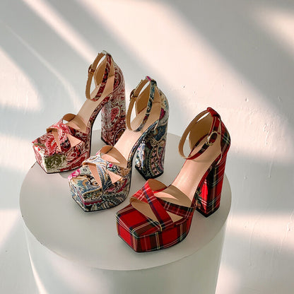 Tyylikeät Ortopediset Sandaalit Jokaiseen Tilaisuuteen