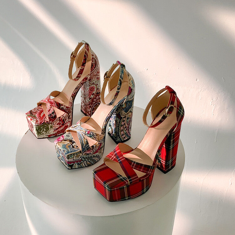 Tyylikeät Ortopediset Sandaalit Jokaiseen Tilaisuuteen