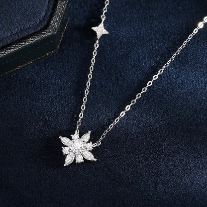 Romanttinen Kaulakoru erityisiin hetkiin