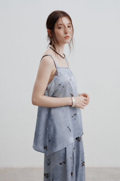 Beautifully Finished Top in a Timeless Design