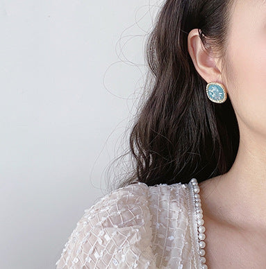 Elegantti Korvarengas jokaiseen tilaisuuteen