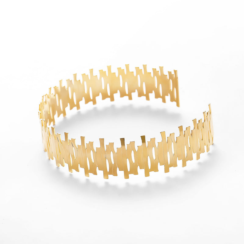 Klassinen Kaulakoru ajattomalla viehätyksellä