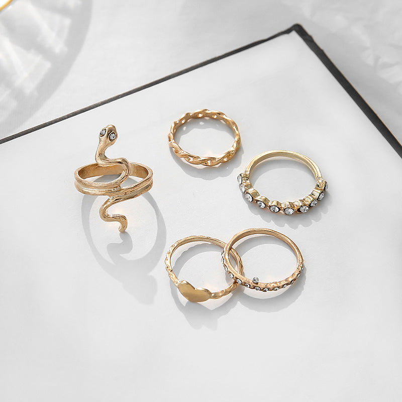 Romanttinen Ketju erityisiin hetkiin