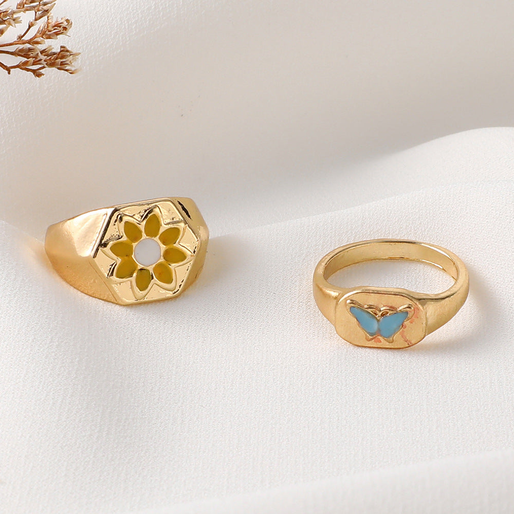 Kaunis Kulta Korusetti ainutlaatuisella tyylillä