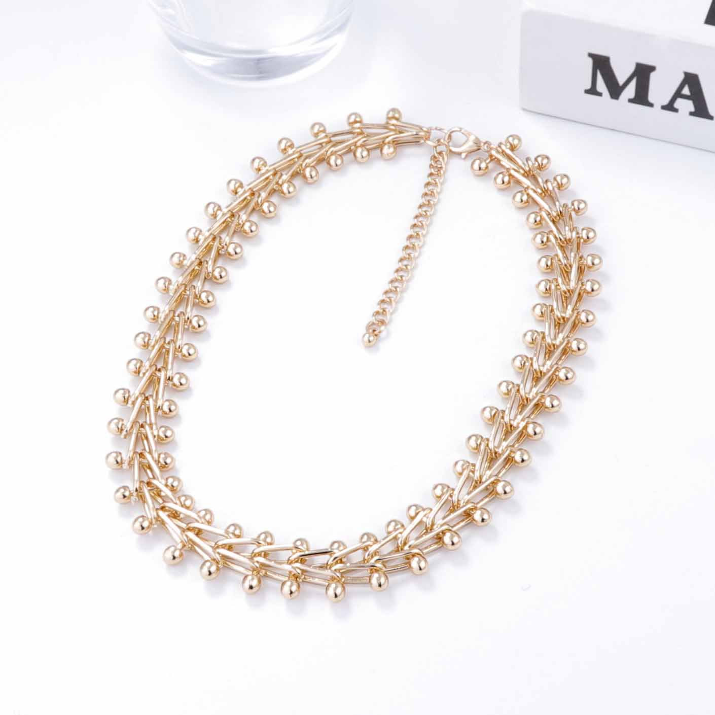 Elegantti Ketju jokaiseen tilaisuuteen