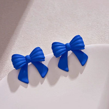 Hurmaava Korvarengas jokaiseen tilaisuuteen