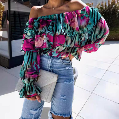 Classic Vintage Blouse with a Flattering Fit