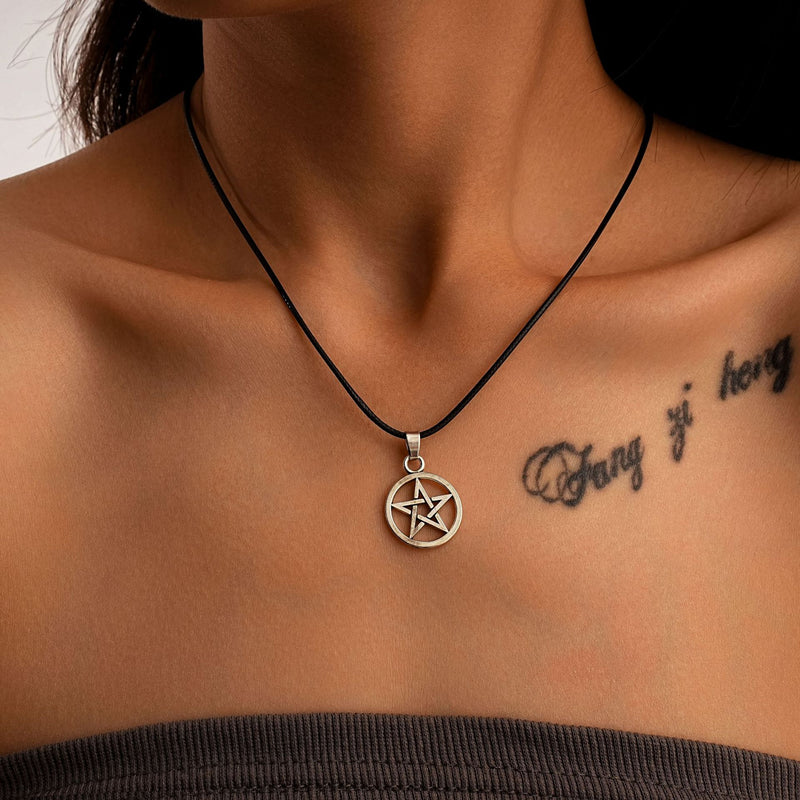 Klassinen Kaulakoru ajattomalla viehätyksellä