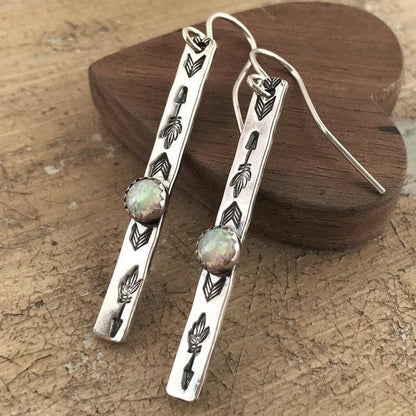 Klassinen Sormus ajattomalla viehätyksellä