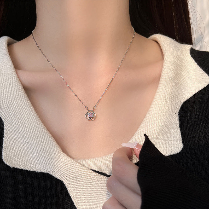 Kaunis Kaulakoru ainutlaatuisella tyylillä