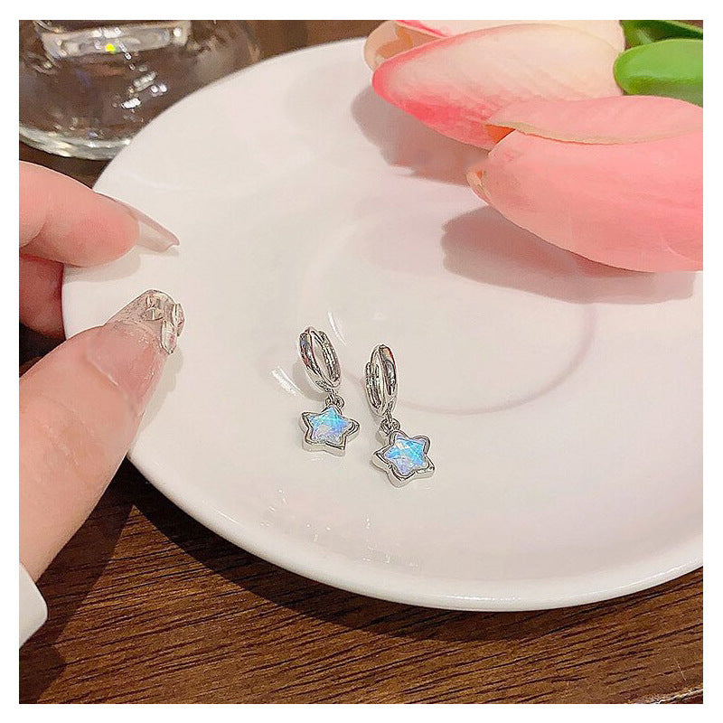 Klassinen Korvarengas ajattomalla viehätyksellä