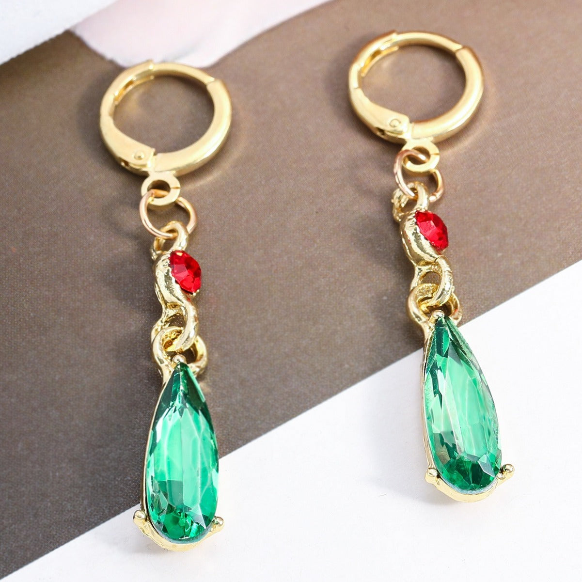 Herkkä käsityö Korvarengas