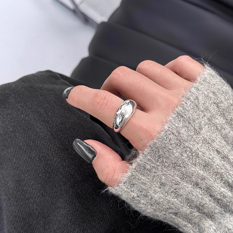 Romanttinen Sormus erityisiin hetkiin