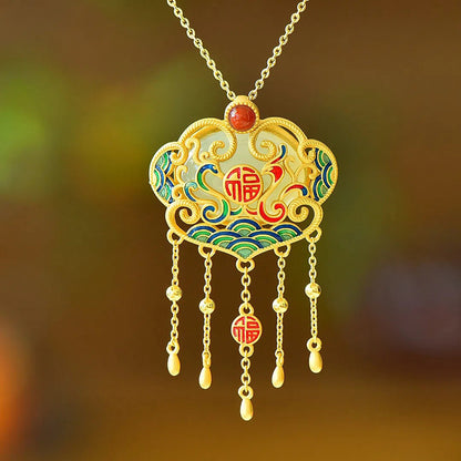 Kaunis Hopea Kaulakoru ainutlaatuisella tyylillä