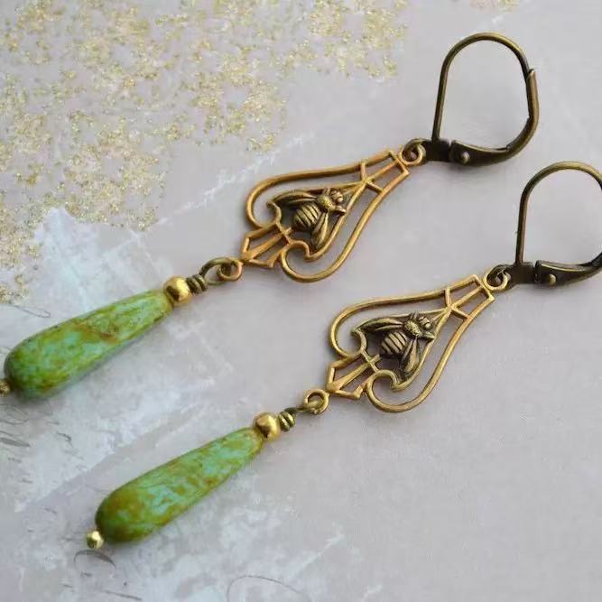 Käsintehty vintage Kulta Korvarengas