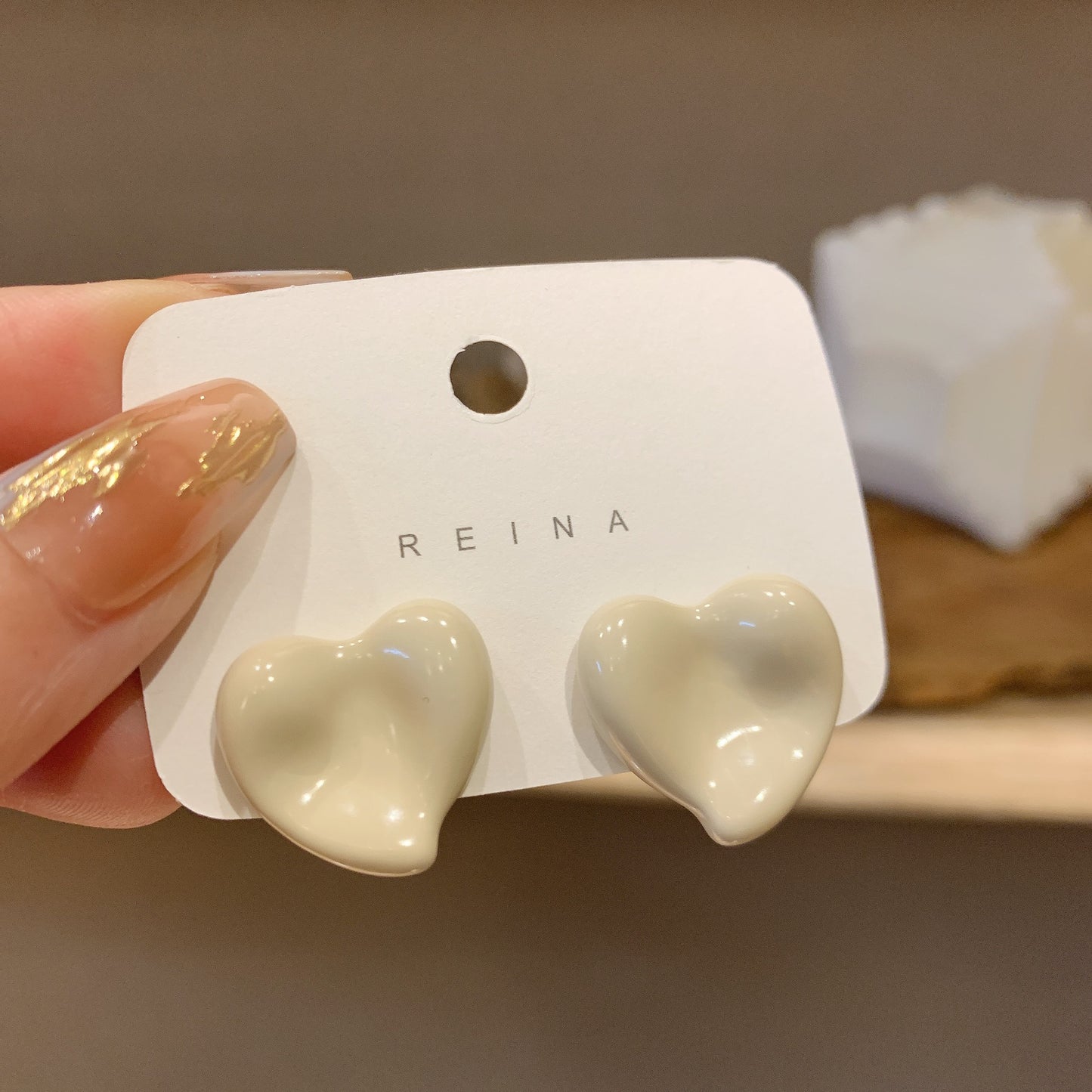 Käsintehty vintage Korvarengas