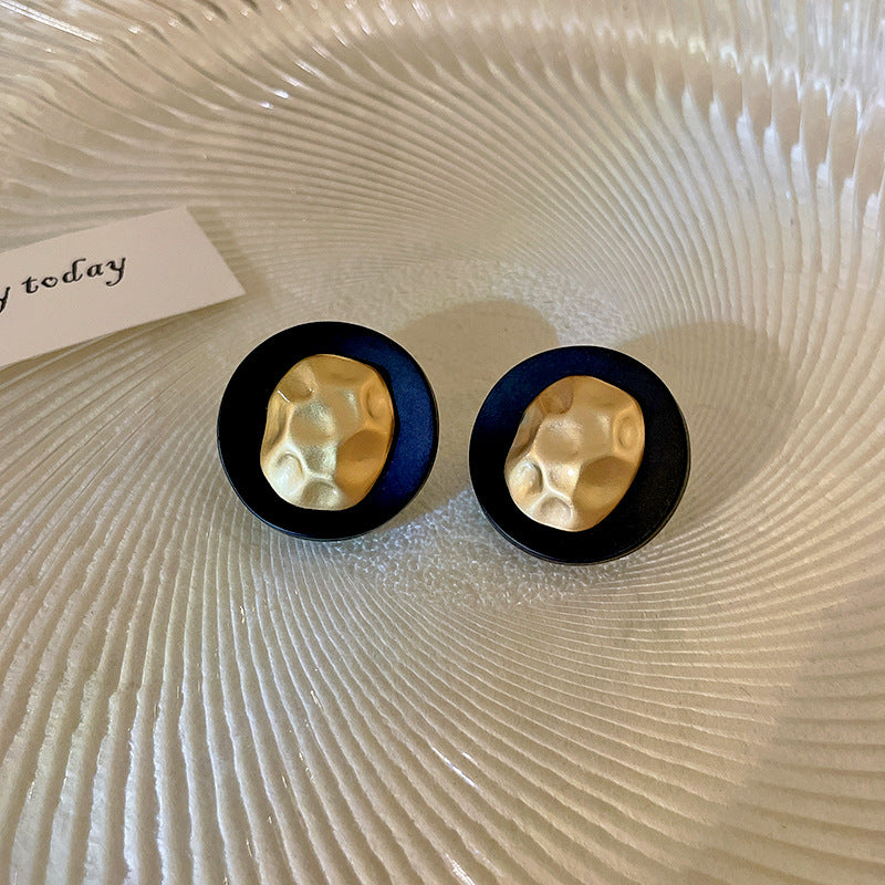 Elegantti Kulta Korvarengas jokaiseen tilaisuuteen