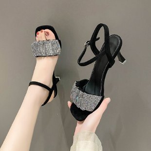 Tyylikkäät Ortopediset Sandaalit Jokaiseen Askeleeseen