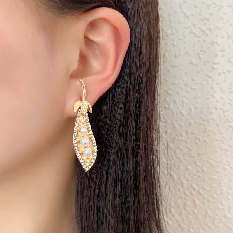 Kaunis Korvarengas ainutlaatuisella tyylillä