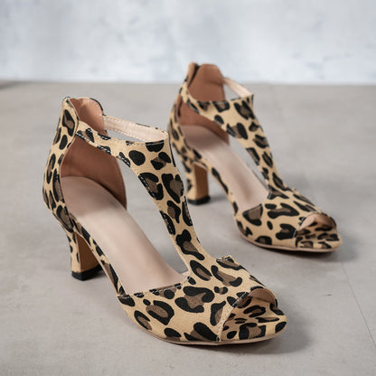 Tyylikkäät Ortopediset Sandaalit Ainutlaatuisella Muotoilulla