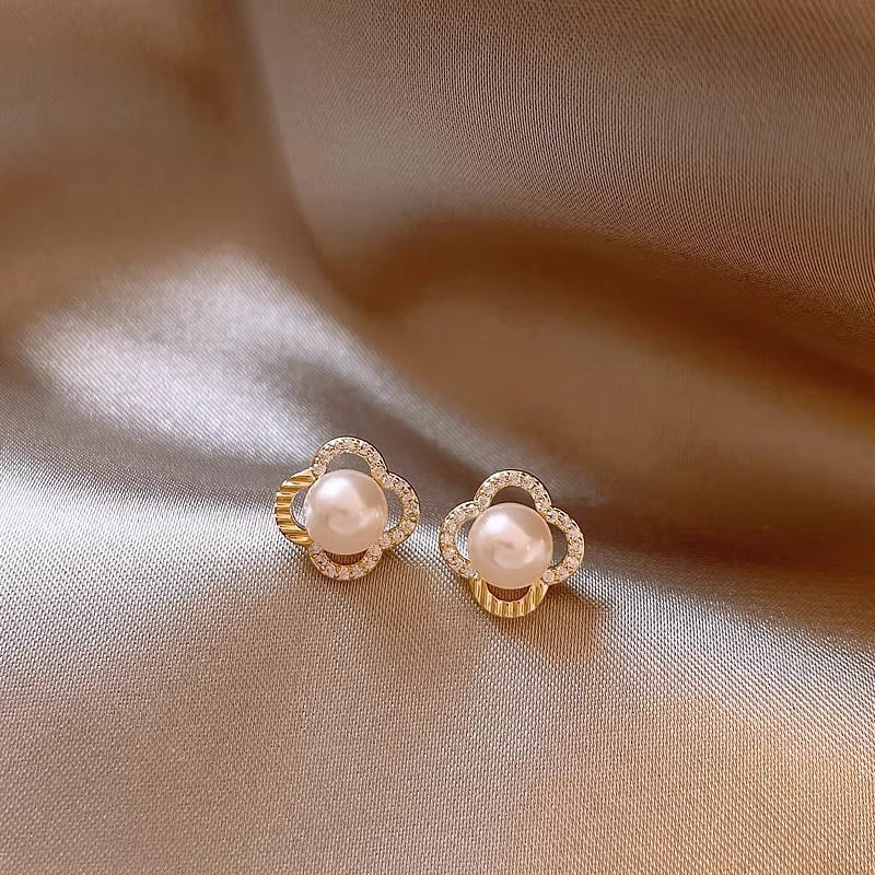 Romanttinen Helmi Korvarengas erityisiin hetkiin