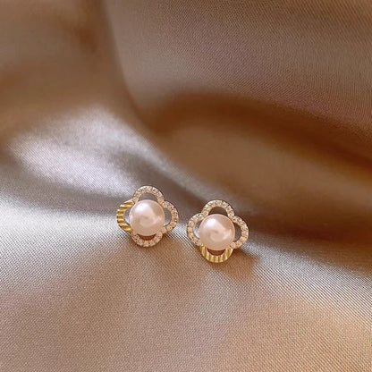 Romanttinen Helmi Korvarengas erityisiin hetkiin