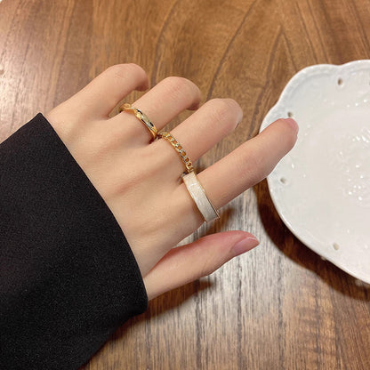 Hurmaava Kulta Ketju jokaiseen tilaisuuteen