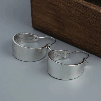 Elegantti Korvarengas jokaiseen tilaisuuteen