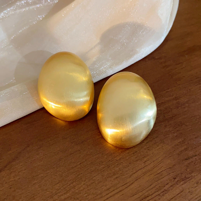 Romanttinen Korvarengas erityisiin hetkiin