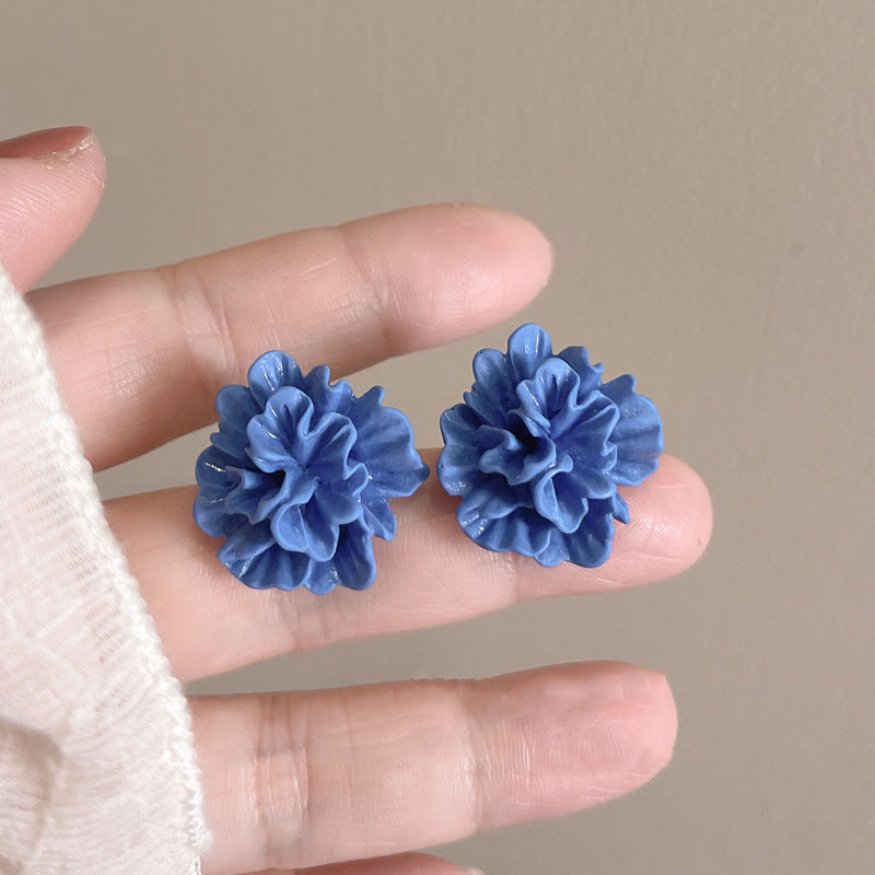 Klassinen Korvarengas ajattomalla viehätyksellä