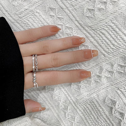 Kaunis Sormus ainutlaatuisella tyylillä