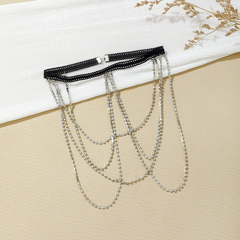 Klassinen Ketju ajattomalla viehätyksellä