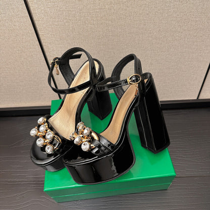 Vintage-henkiset Ortopediset Sandaalit