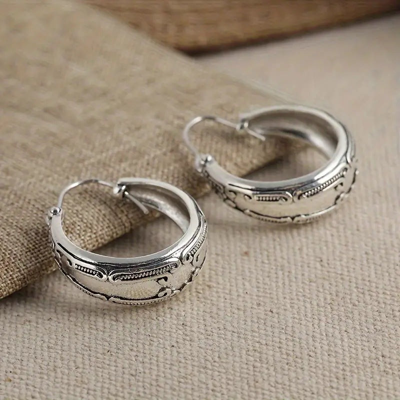 Herkkä käsityö Korvarengas